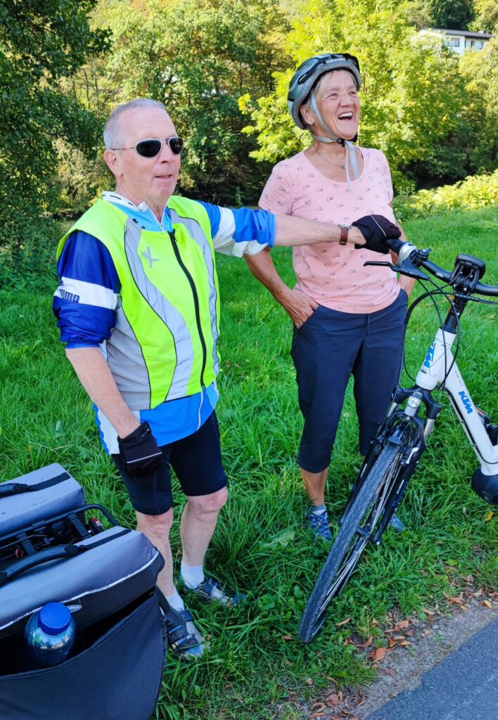 Pause bei der Radtour Sauerlandring